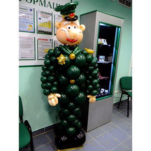 Фигура из шаров «Генерал» Фигура из шаров «Генерал»