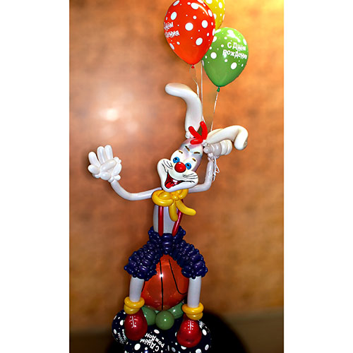 Фигура из шаров «Кролик Роджер» Фигура из шаров «Кролик Роджер»