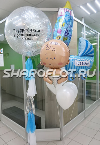 Композиция из шаров на выписку малыша