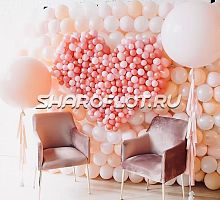 Фотозона из шаров на 14 февраля