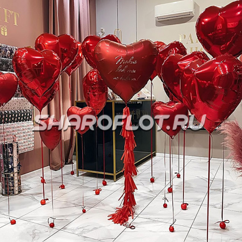 Оформление комнаты Сердцами