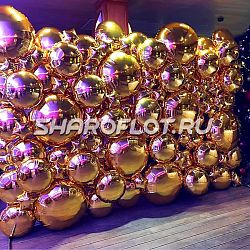 Фотозона из шаров Золотая стена 3х2м на каркасе