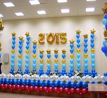 Стена из шаров на выпускной