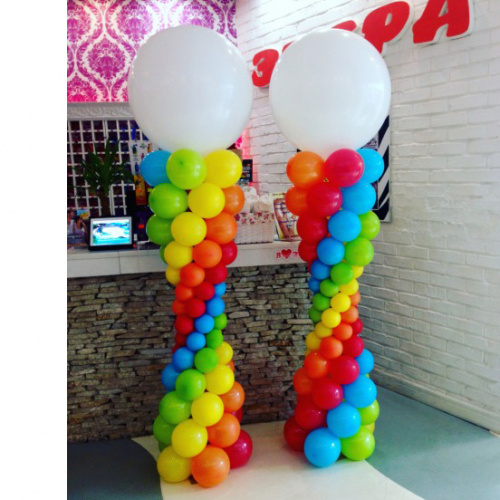 Радужная колонна из шаров