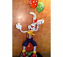 Фигура из шаров «Кролик Роджер»