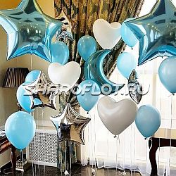 Украшение с большими звездами на выписку из роддома