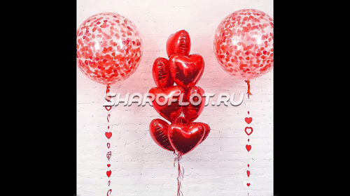 Композиция с фонтаном шаров девушке